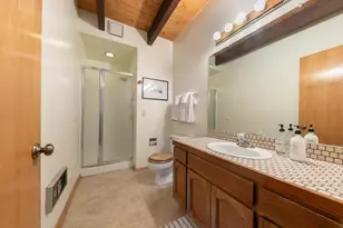 14270 S Shore Dr, Truckee, CA 96161 - Photo 22