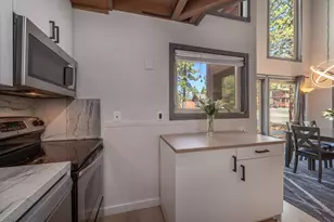 12794 Northwoods Blvd, Truckee, CA 96161 - Photo 10