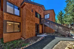 11639 Snowpeak Way, Truckee, CA 96161 - Photo 2