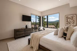 7470 Larkspur Ln, Truckee, CA 96161 - Photo 12