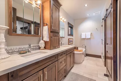 11090 Henness Road, Truckee, CA 96161 - Photo 14