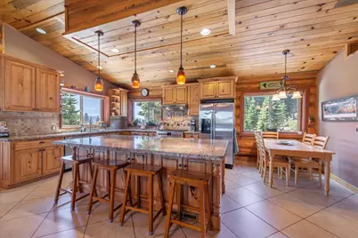 14240 Skislope Way, Truckee, CA 96161 - Photo 6