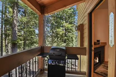 4066 Coyote Fork, Truckee, CA 96161 - Photo 14