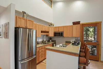 4066 Coyote Fork, Truckee, CA 96161 - Photo 12