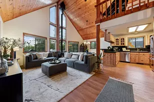 14751 Copenhagen Dr, Truckee, CA 96161 - Photo 2
