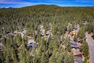 11729 Coburn Drive, Truckee, CA 96161 - Photo 16