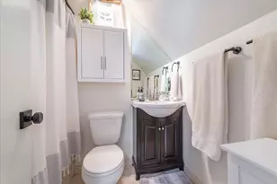 10243 Laburnham Cir, Truckee, CA 96161 - Photo 14