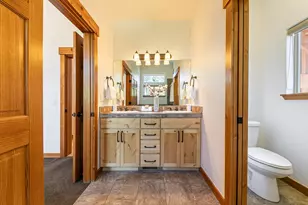 10138 Colton Creek Rd, Truckee, CA 96161 - Photo 16