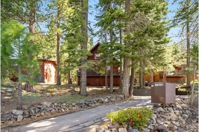 11828 Kitzbuhel Road, Truckee, CA 96161 - Photo 14