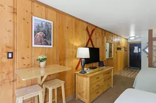 2000 N Village Dr, Truckee, CA 96161 - Photo 4
