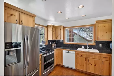 263 Basque, Truckee, CA 96161 - Photo 12
