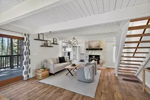 10146 Surrey Pl, Truckee, CA 96161 - Photo 4