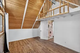 10146 Surrey Pl, Truckee, CA 96161 - Photo 22