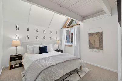 10146 Surrey Place, Truckee, CA 96161 - Photo 16