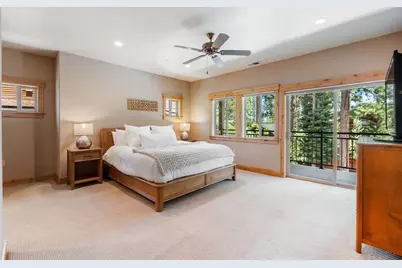 10183 Palisades Drive #4, Truckee, CA 96161 - Photo 8