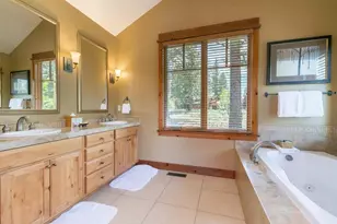 12193 Lookout Loop, Truckee, CA 96161 - Photo 16