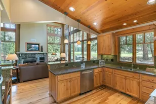 12193 Lookout Loop, Truckee, CA 96161 - Photo 8