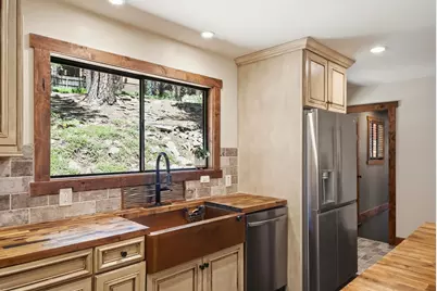 11596 Brook Lane, Truckee, CA 96161 - Photo 10