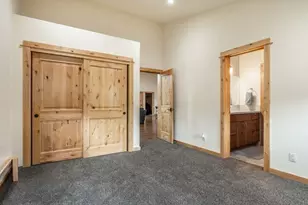16138 SW Lance Dr, Truckee, CA 96161 - Photo 16