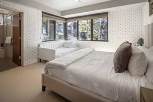 2606 Elsinore Ct, Truckee, CA 96161 - Photo 24