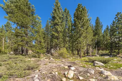 51051 Jeffery Pine Drive, Soda Springs, CA 95728 - Photo 16