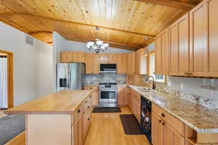 16159 Wellington Way, Truckee, CA 96161 - Photo 14