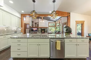 10136 Sagebrush Ct, Truckee, CA 96161 - Photo 8