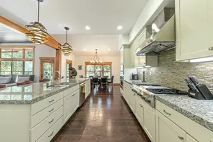 10136 Sagebrush Ct, Truckee, CA 96161 - Photo 10