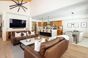 11736 Hope Ct, Truckee, CA 96161 - Photo 1