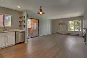 11685 Snowpeak Way, Truckee, CA 96161 - Photo 6