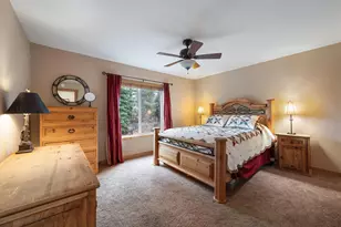 11711 Snowpeak Way, Truckee, CA 96161 - Photo 8