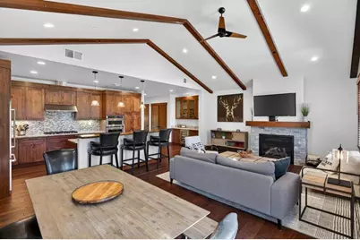 10173 Annies Loop, Truckee, CA 96161 - Photo 8