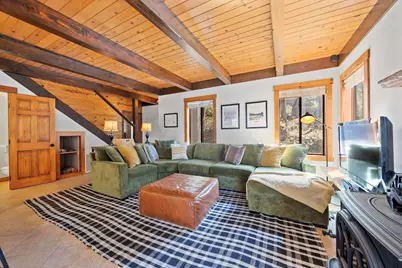 10868 Laurelwood Drive, Truckee, CA 96161 - Photo 4