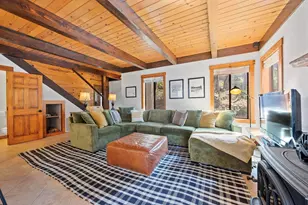10868 Laurelwood Dr, Truckee, CA 96161 - Photo 4