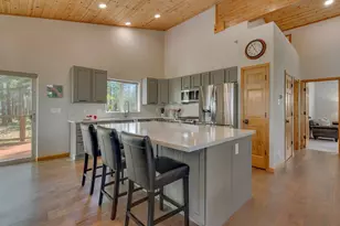 14313 Hansel Ave, Truckee, CA 96161 - Photo 6