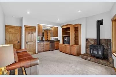 10971 Beacon Road, Truckee, CA 96161 - Photo 20