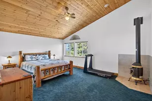 10983 Beacon Rd, Truckee, CA 96161 - Photo 18