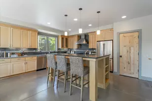 10795 Passage Pl, Truckee, CA 96161 - Photo 8