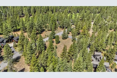 8154 Lahontan Drive, Truckee, CA 96161 - Photo 4