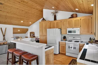 12698 Stockholm Way, Truckee, CA 96161 - Photo 8