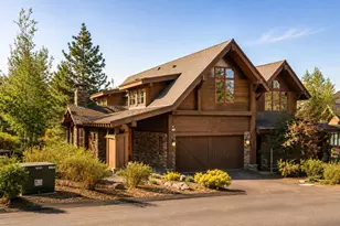 10120 Sagebrush Ct, Truckee, CA 96161 - Photo 2