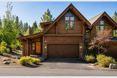 10120 Sagebrush Court, Truckee, CA 96161 - Photo 2