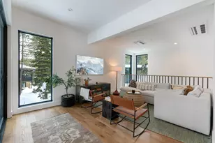211 Palisades Cir, Olympic Valley, CA 96146 - Photo 10