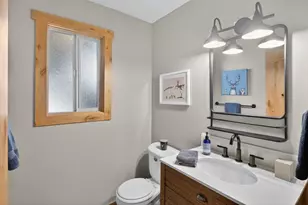 10762 Ponderosa Dr, Truckee, CA 96161 - Photo 18