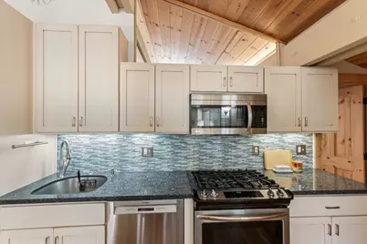 12588 Bernese Lane, Truckee, CA 96161 - Photo 6