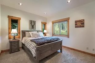 16225 Pine Ct, Truckee, CA 96161 - Photo 18