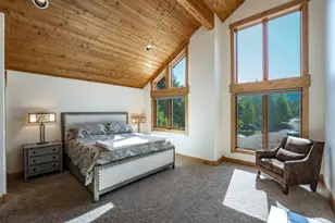 16225 Pine Ct, Truckee, CA 96161 - Photo 10