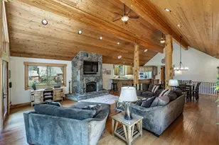 16225 Pine Ct, Truckee, CA 96161 - Photo 6
