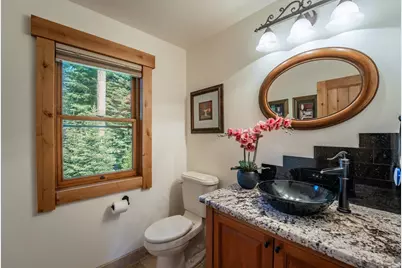 16225 Pine Court, Truckee, CA 96161 - Photo 24