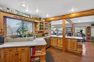 10068 Meadow Way, Truckee, CA 96161 - Photo 12